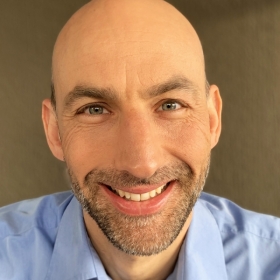 Adrian Zumsteg头像